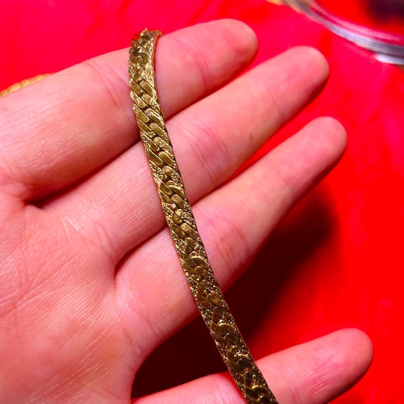 Vintage Trifari TM gold toned choker - Picture 2 of 3